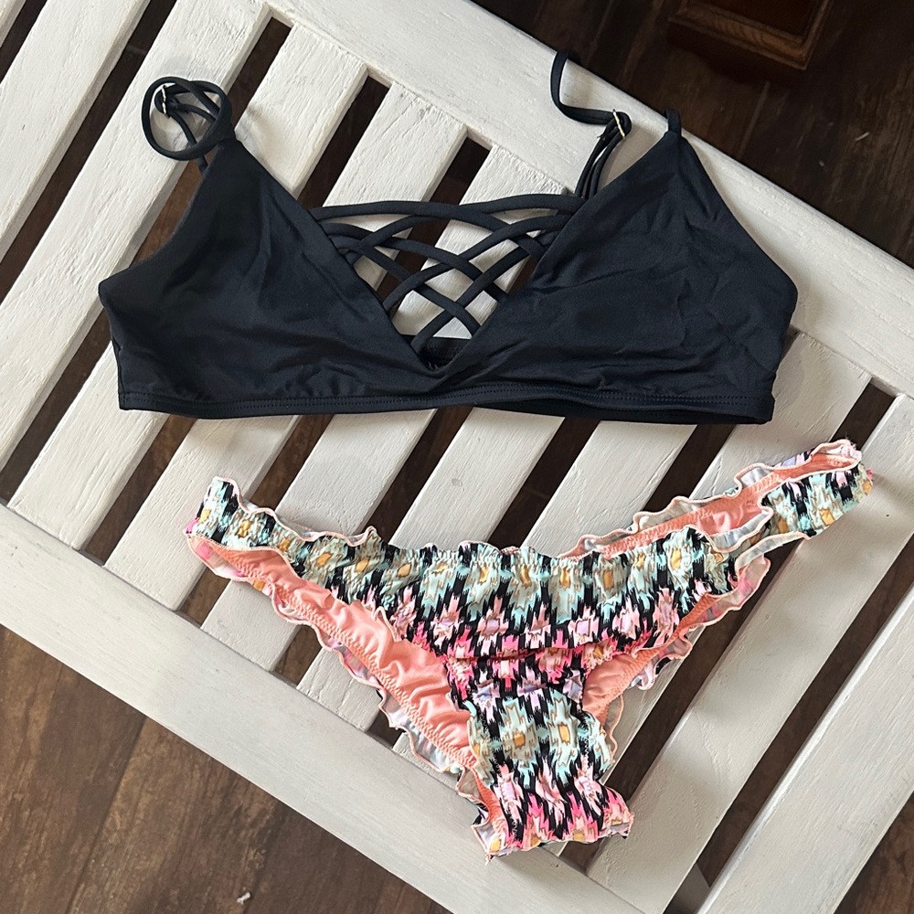 L*SPACE black swim top and VINTAGE VS itsy bottoms